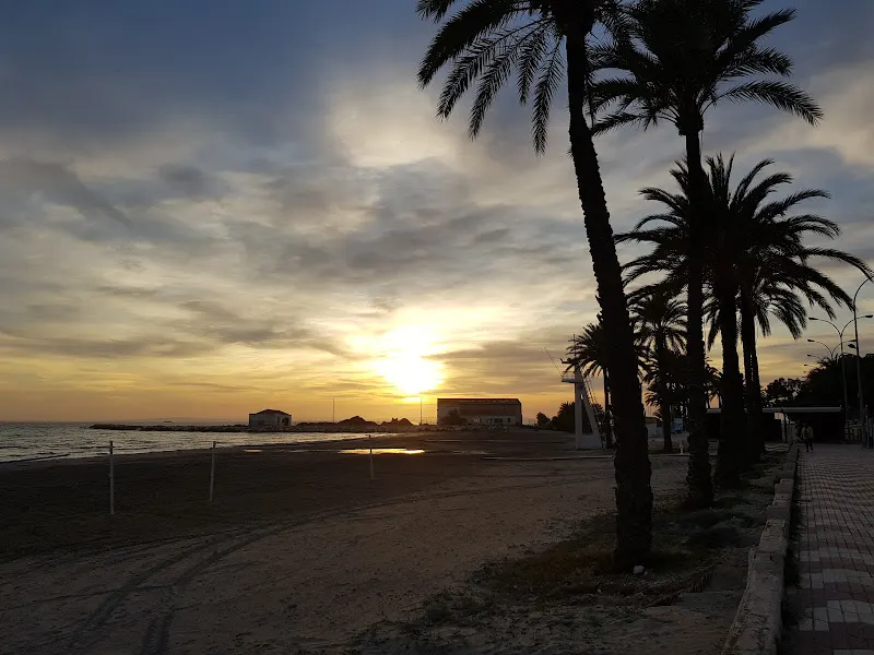 Aparcamiento - Aparcamiento gratuito en Santa Pola - foto 2