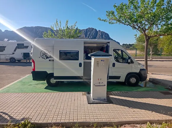 Área servicio Autocaravanas, Beniarbeig