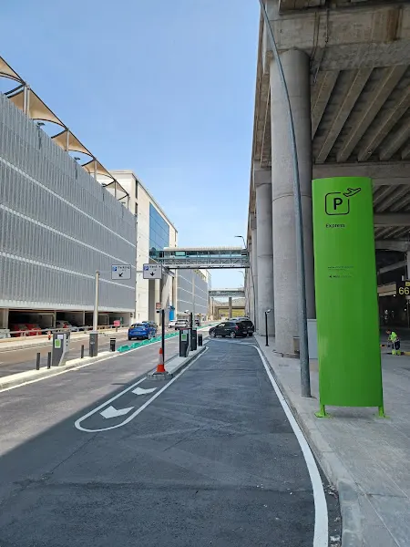 Parking Express Llegadas – Aeropuerto de Alicante-Elche Miguel Hernández (ALC)