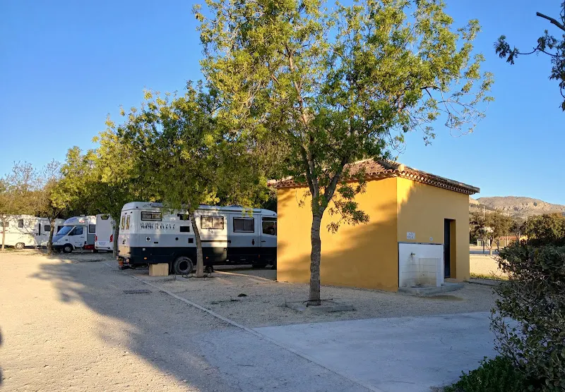 Área Servicio Autocaravanas - Camper - Camping para caravanas en Velez-Rubio - foto 2