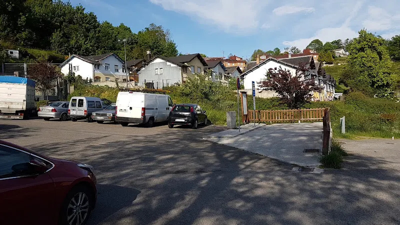 Area de autocaravanas de Tinéu - Tineo