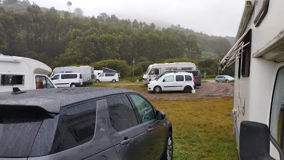 Parking arenal de Morís