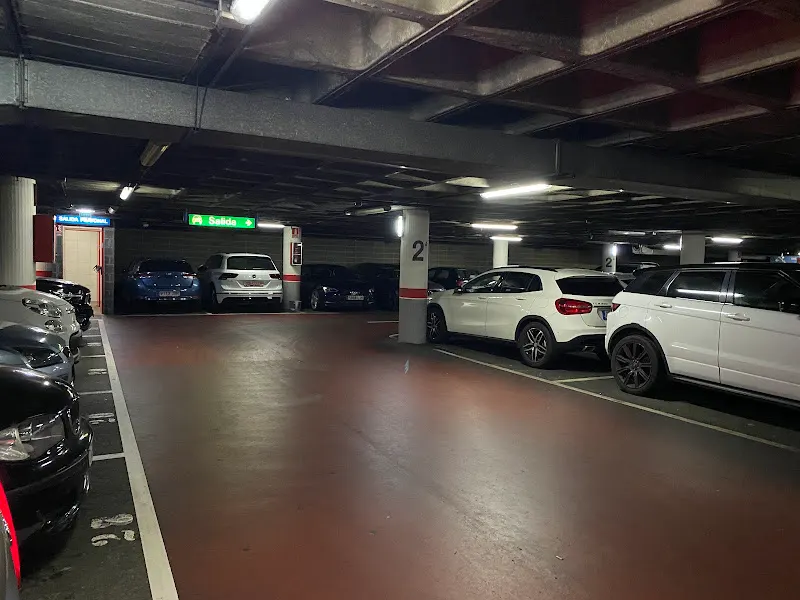 Parking APK2 Plaza seis de agosto - Jovellanos
