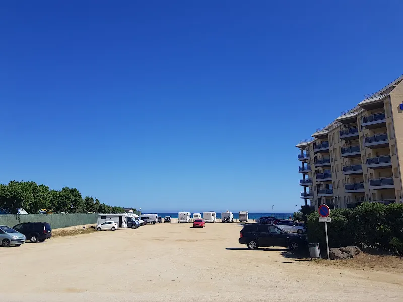 Parking gratuito