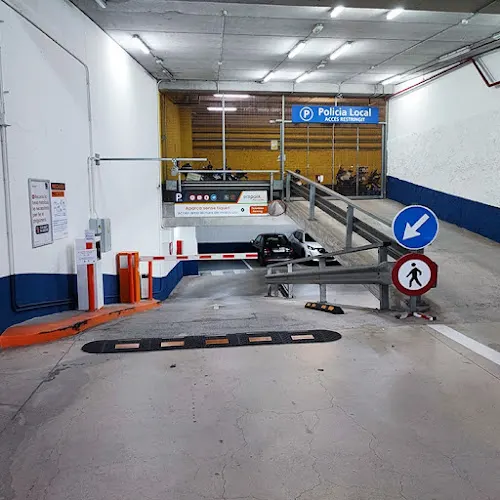 Parking Plaça de la Vila telpark by Empark