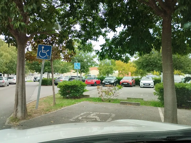 Aparcament de les Clotes