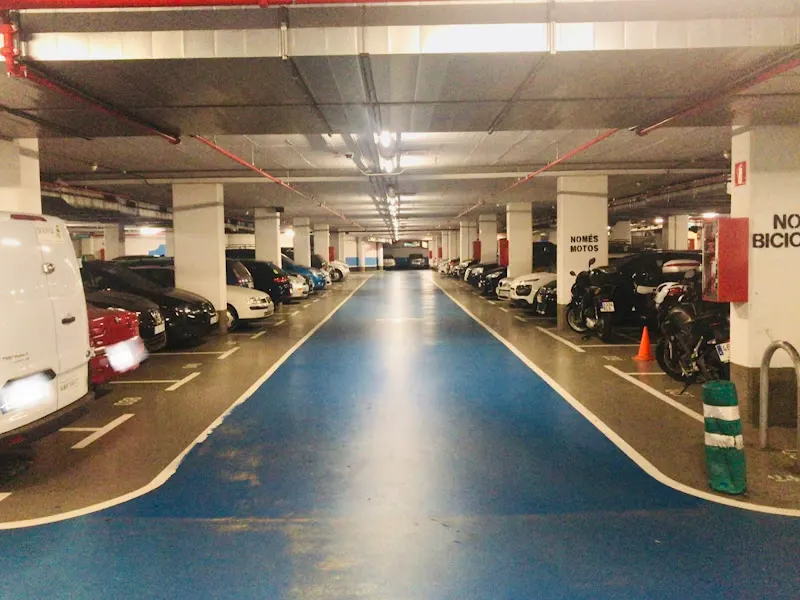Parking Saba Bamsa Illa Raval