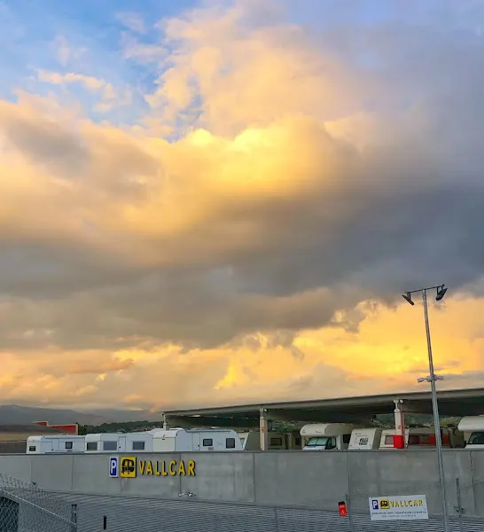 Parking Autocaravanas VALLCAR. - Llica dAmunt