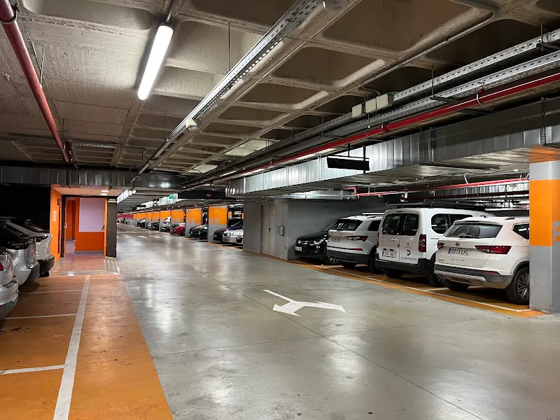 Parking Saba Estación Tren Barcelona - Sants