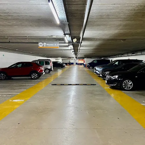 Parking Espronceda telpark by Empark