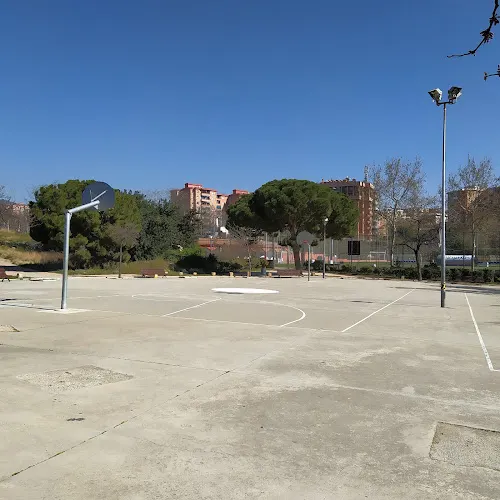 Aparcament Públic - Aparcamiento gratuito en Esplugues de Llobregat