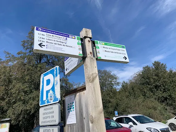 Tercer parking Salto del Nervion - Fuente Santiago
