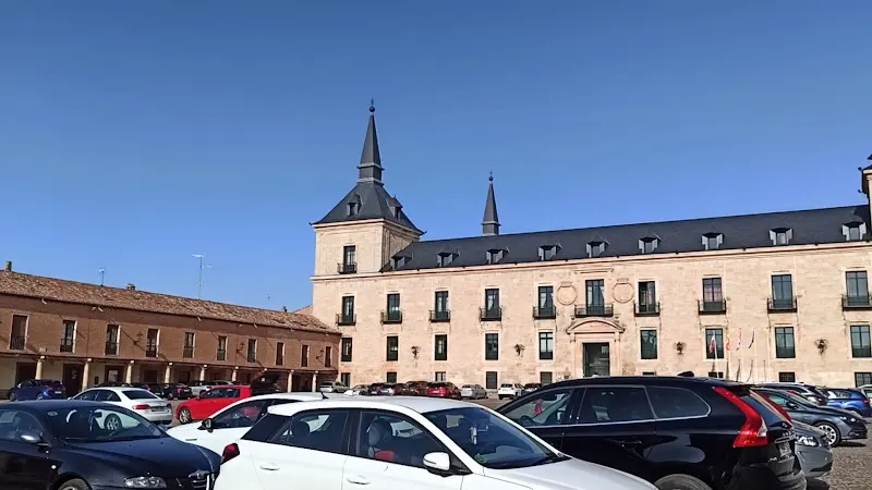 Área de Autocaravanas de Lerma - Estacionamiento de autocaravanas en Lerma - foto 2