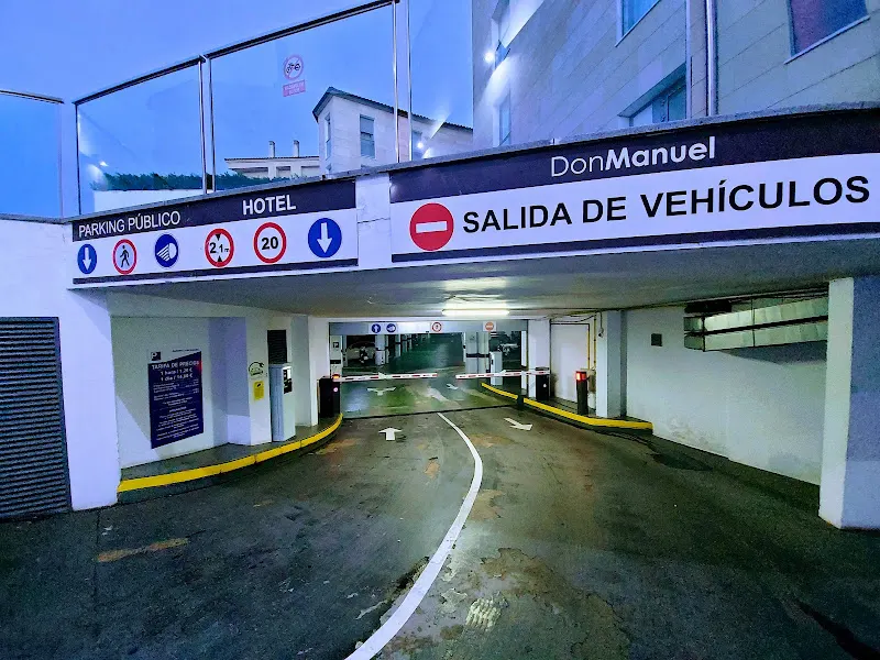 Parking Público Don Manuel - Aparcamiento cubierto en Cáceres