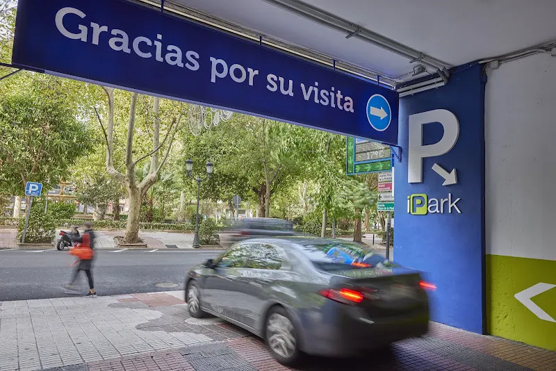 Parking Cánovas | iPark
