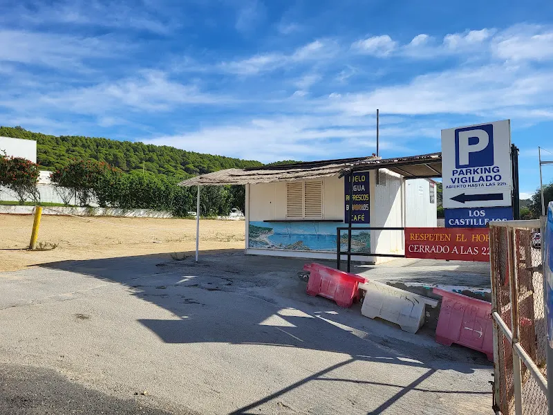 Parking - Aparcamiento en Barbate - foto 2