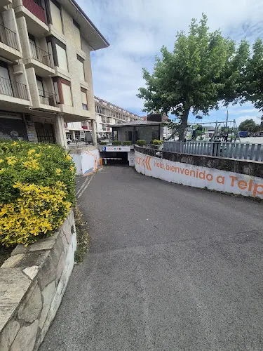 Parking Plaza de La Villa Telpark by Empark