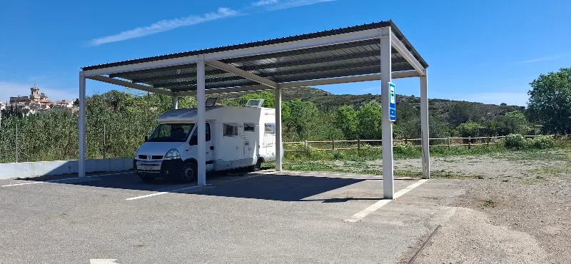ÁREA DE AUTOCARAVANAS de Cuevas de Vinromá. - les Coves de Vinroma
