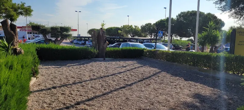 Стоянка за автомобили