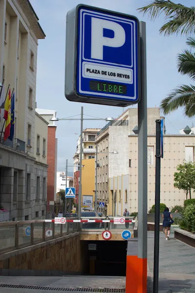 Parking Center - Aparcamiento en Ceuta - foto 2