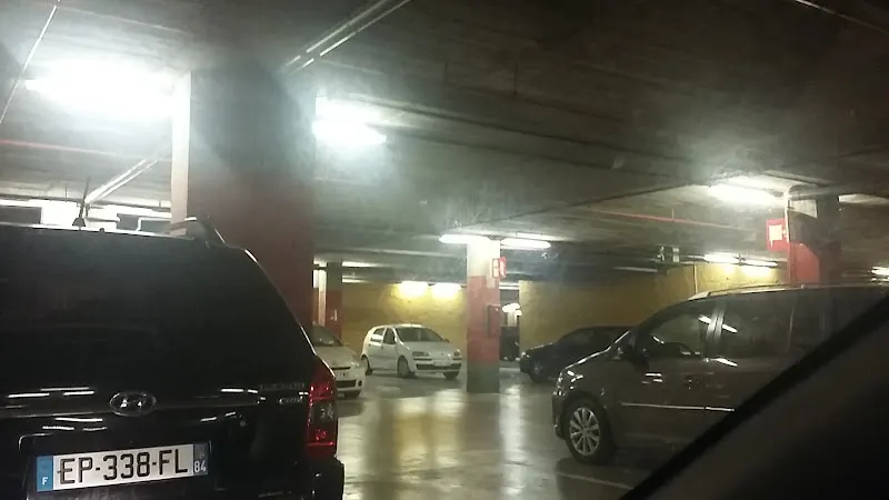 Parking Center - Aparcamiento en Ceuta - foto 3