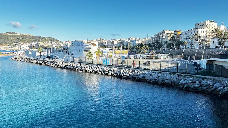 Parking Center - Aparcamiento en Ceuta - foto 4