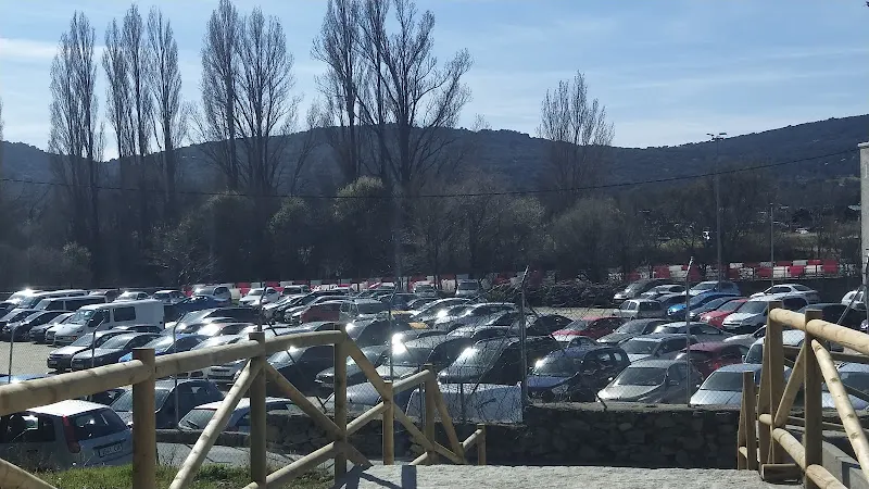 Aparcamiento público gratuito