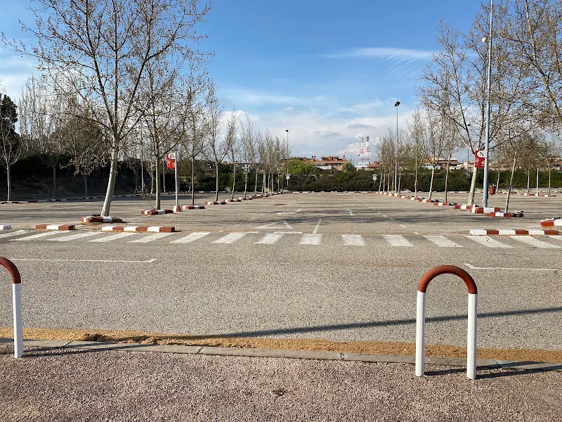 Parking Público Exterior Carrefour
