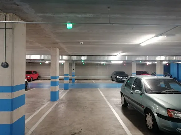 Parking Público Parque Central