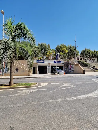 Parking PARKIA - Garvayo Dinelli. Motril. Granada - Aparcamiento cubierto en Motril
