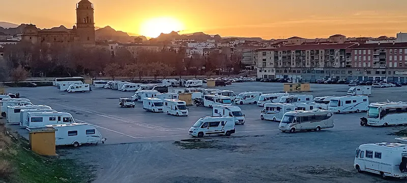 Área Autocaravana Guadix - Guadix