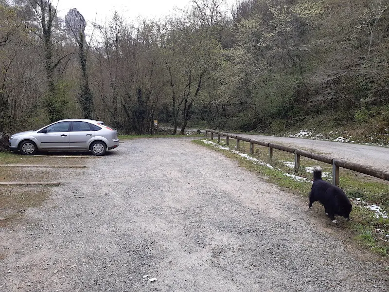 Amezketa Parking Gambo - Amezketa