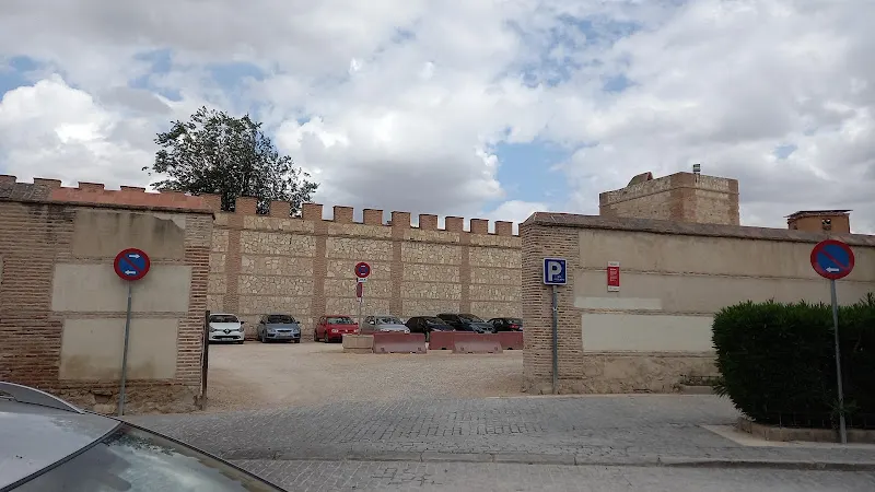 Aparcamiento Pico del Obispo
