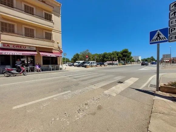 Aparcament públic - Aparcamiento en Santanyi