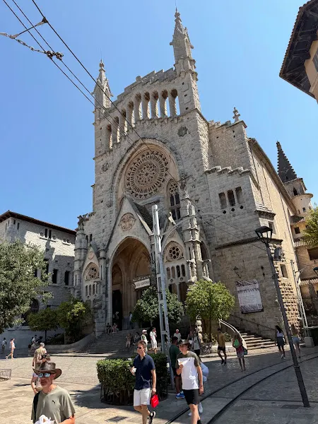 Plaça de Antoni Maura - Aparcamiento en Sóller - foto 2