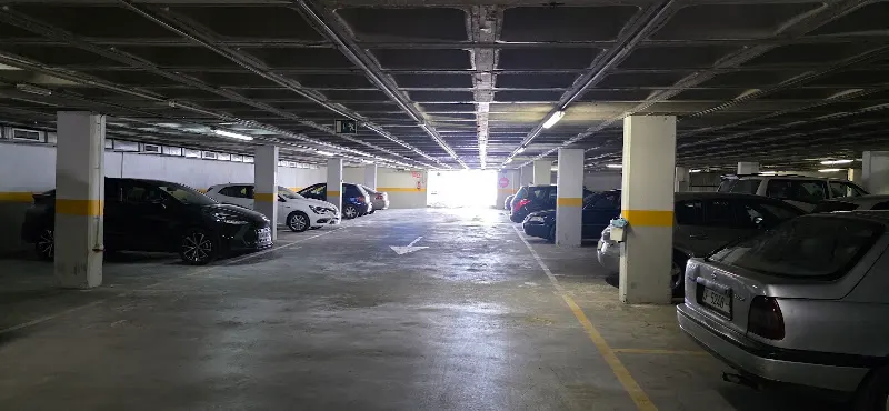 Parking Los Álamos - Aparcamiento cubierto en Alcalá la Real - foto 2