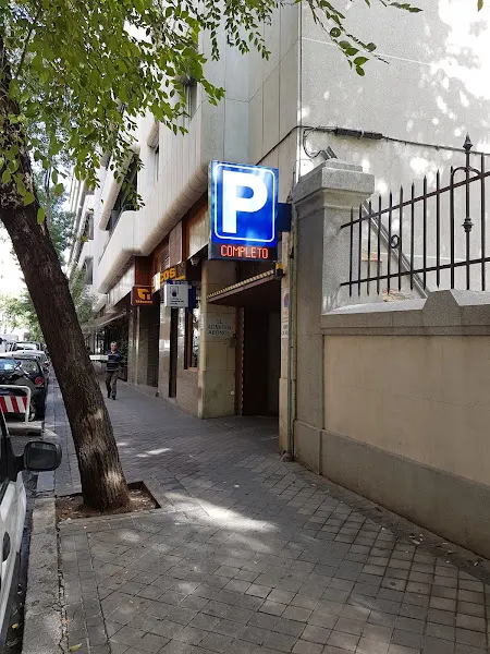 Parking - Aparcamiento en Madrid - foto 2