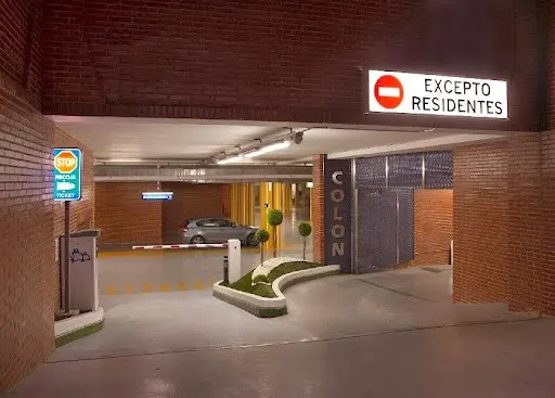 Parking Colón - 24H