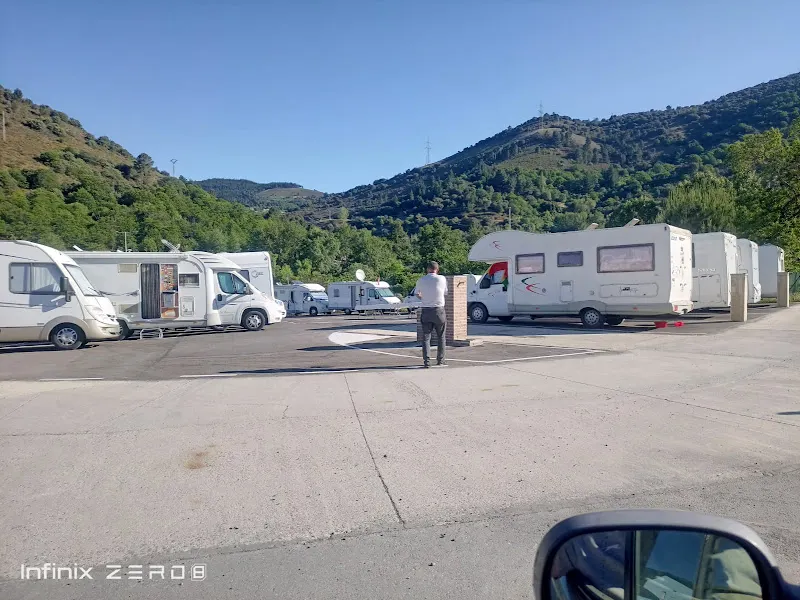 Área de autocaravanas de Villafranca del Bierzo - Aparcamiento en Villafranca del Bierzo