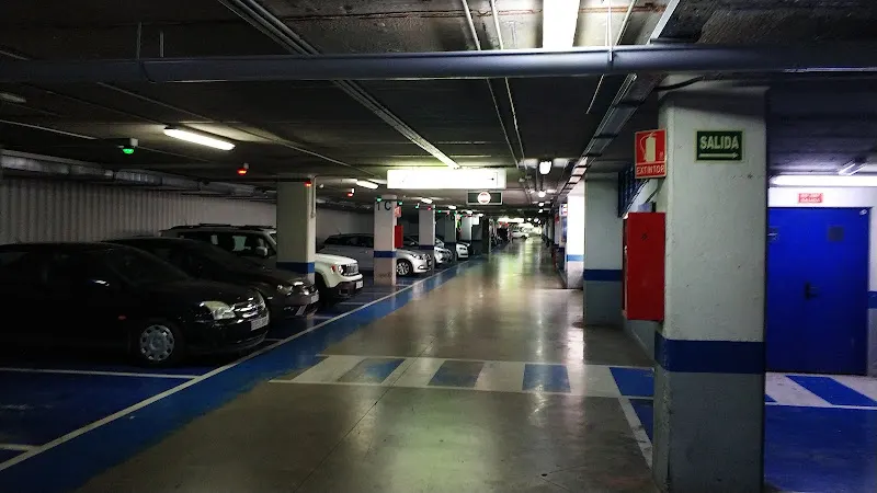 Parking Calle Salitre