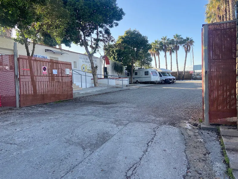 Parking Rivera