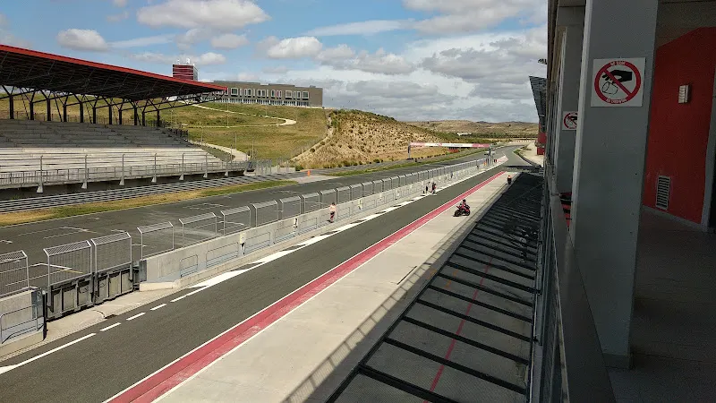 Parking Circuito de Navarra / Nafarroako zirkuitua - Aparcamiento en Arcos (Los)
