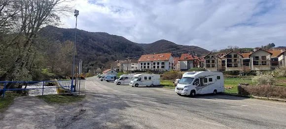 Área de autocaravanas de Isaba - Isaba/Izaba