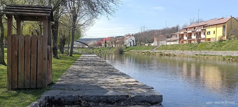 Área de Autocaravanas de Velilla del río Carrión - Velilla del Rio Carrion