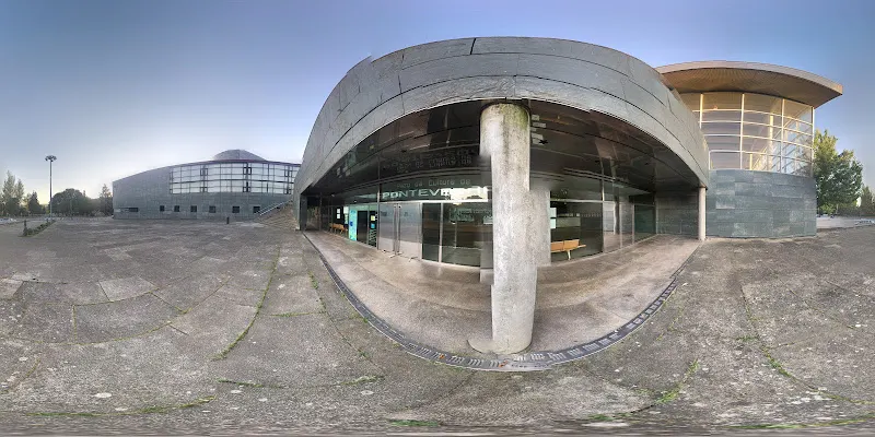 Aparcamiento Inferior del Recinto Ferial Pazo de Pontevedra - Aparcamiento gratuito en Pontevedra - foto 2