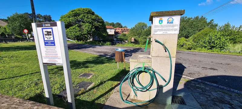 Área AC y Caravanas Covelo - Estacionamiento de autocaravanas en Covelo