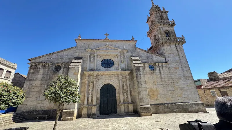 Aparcadoiro de Altamira (Gratuíto) - Aparcamiento en Cangas - foto 2