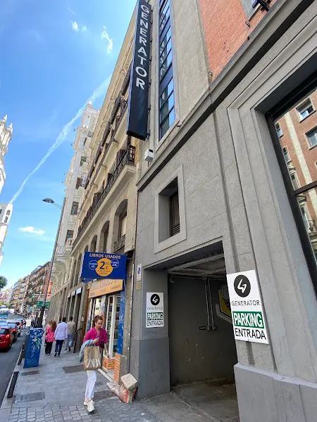 Parking Hostal Generator - Madrid