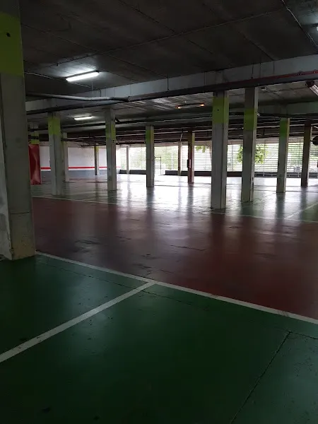 Parking Centro Comercial Cavaleri