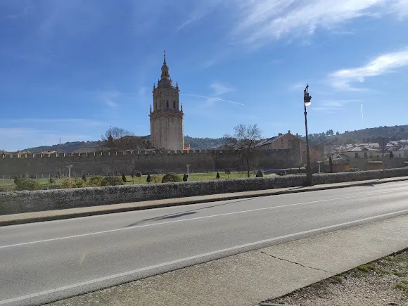 Burgos De Osma Parking Autos